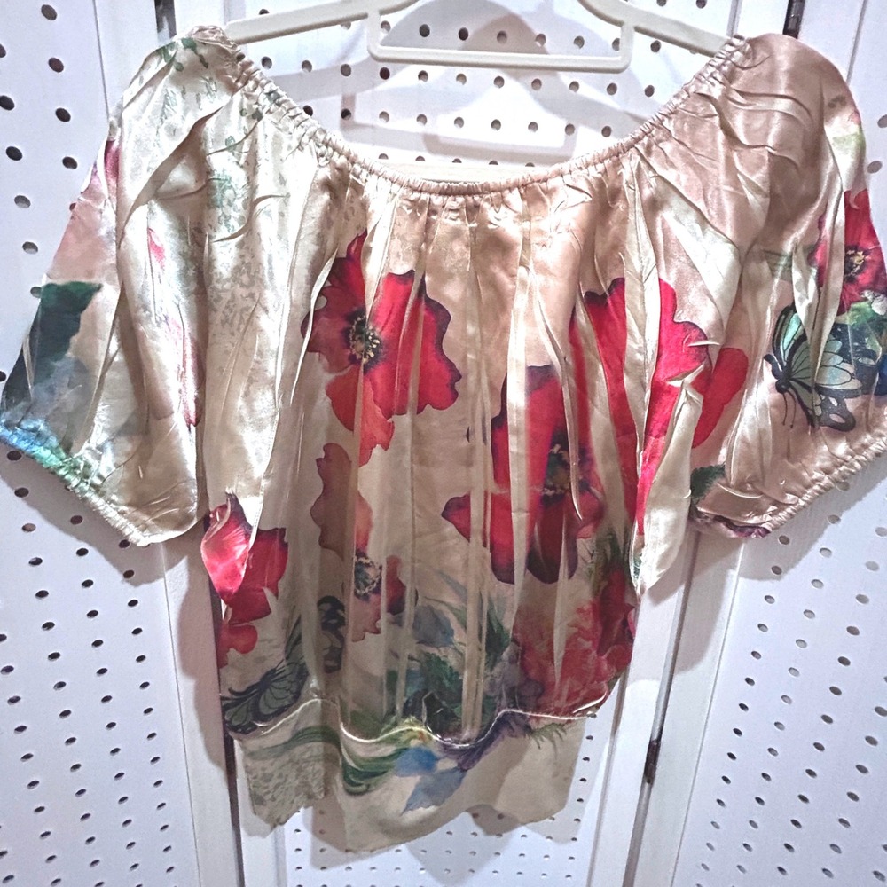 Unknown Factory Blouse Women Small‎ Gold Excellent Butterfly Floral Off Shoulder
